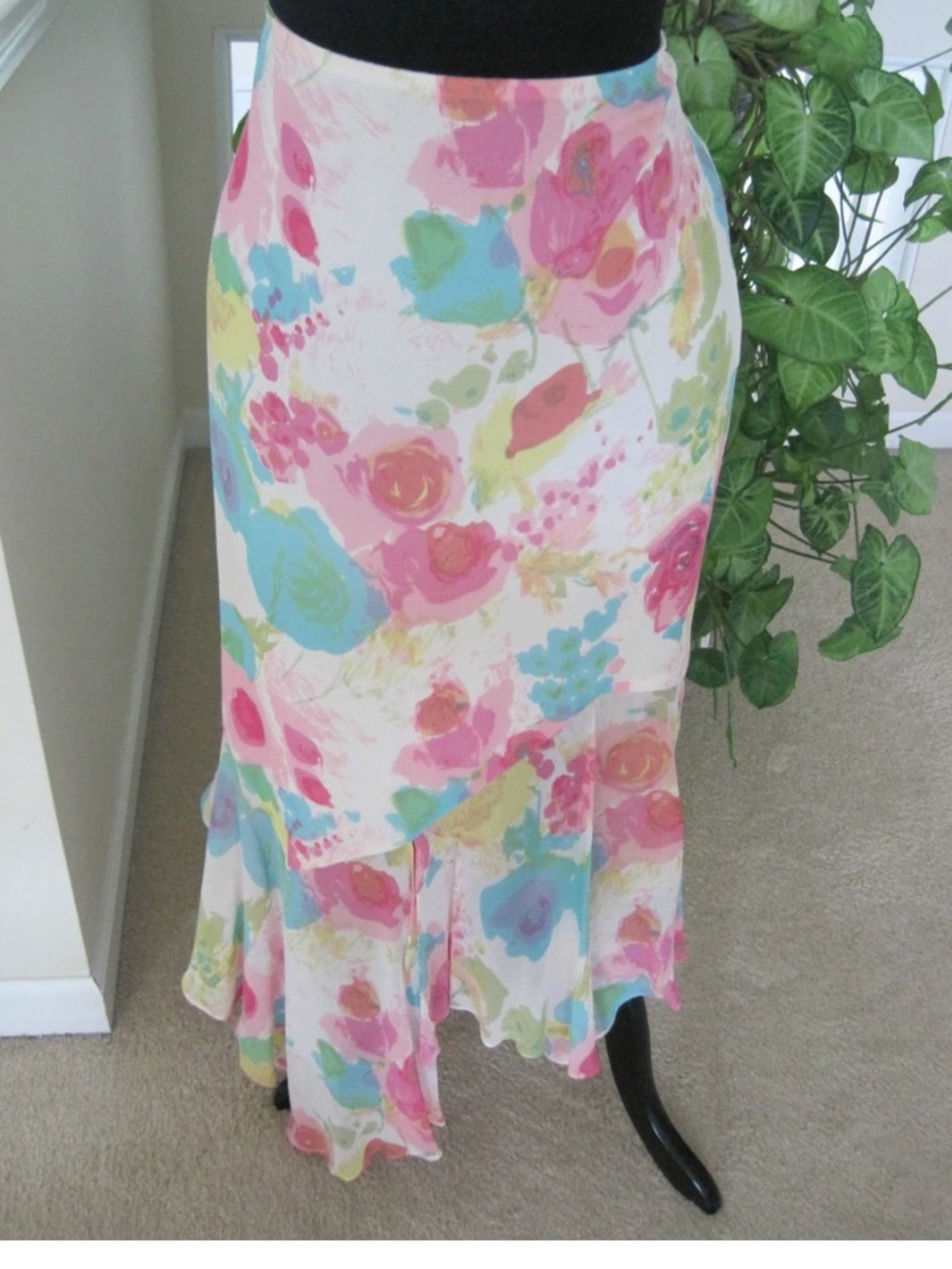 Dana Buchman silk lined skirt asymmetrical size 12 pink green watercolor $335 - Picture 16 of 16